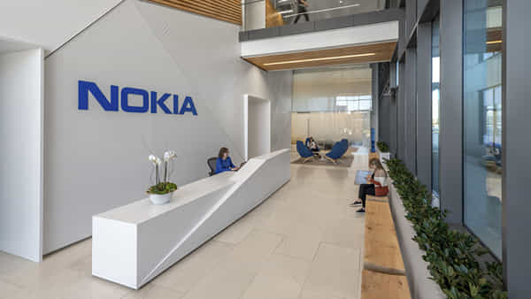 Nokia Layoff: 14 వేల మంది ఉద్యోగులను తొలగించిన నోకియా.. కారణం ఏంటంటే..