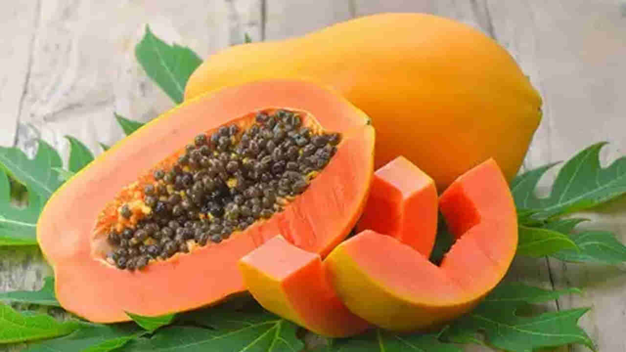 Papaya: బొప్పాయి తినే అలవాటుందా..? ఈ విషయాలను తప్పనిసరిగా తెలుసుకోండి.. లేకపోతే మీకే ప్రమాదం..