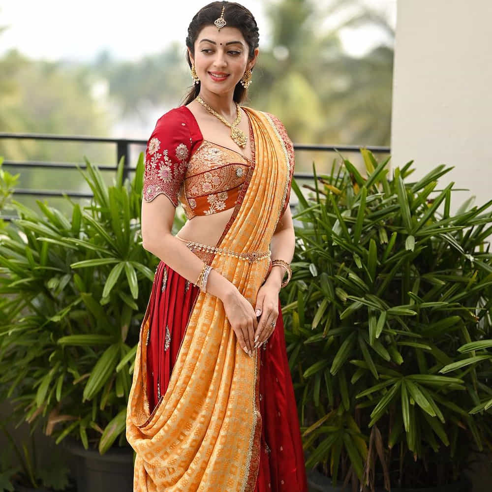ముఖ్యంగా పవర్ స్టార్ పవన్ కళ్యాణ్ హీరోగా నటించిన అత్తారింటికి దారేది సినిమా ఈ అమ్మడికి మంచి గుర్తింపు తెచ్చిపెట్టింది. ఆతర్వాత రామ్ తో కలిసి హలో గురు ప్రేమకోసమే సినిమాలో నటించింది.