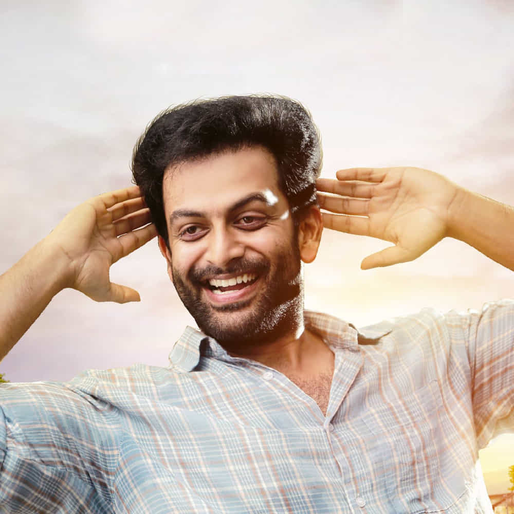 ఈ సినిమాలో జగపతి బాబు కొడుకు పాత్రలో విలన్ గా కనిపించబోతున్నారు. హీరోగా సూపర్ ఫామ్ లో ఉన్న టైమ్లోనే నెగెటివ్ రోల్ కు గ్రీన్ సిగ్నల్ ఇచ్చి షాక్ ఇచ్చారు. కెరీర్ స్టార్టింగ్ లోనే నార్త్ సినిమాలు చేసిన పృథ్వీరాజ్, ఇప్పుడు మరో క్రేజీ ప్రాజెక్ట్ తో నార్త్ లో రీ ఎంట్రీ ఇస్తున్నారు.