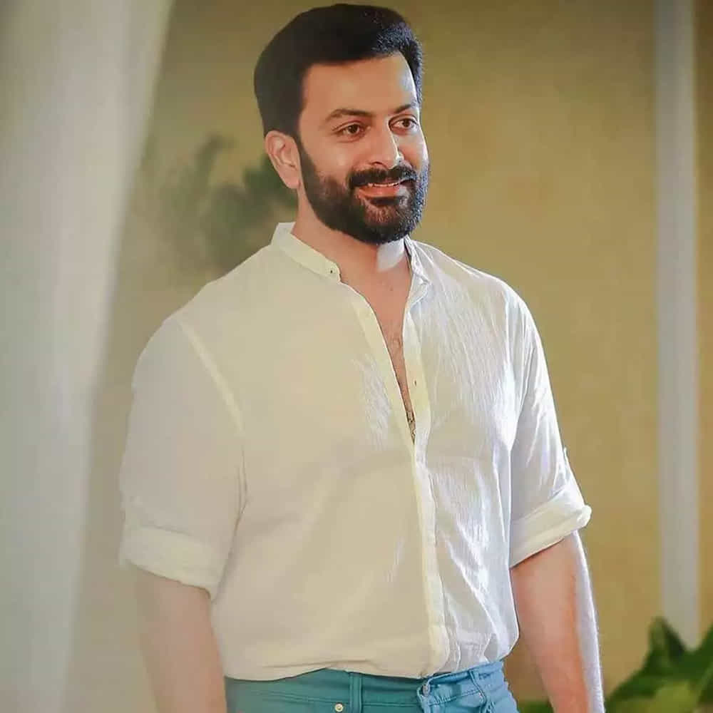 తాజాగా కోలీవుడ్ లోనూ తన మార్క్ చూపించే పనిలో ఉన్నారు పృథ్వీరాజ్. సూపర్ స్టార్ రజనీకాంత్ హీరోగా లోకేష్ కనగరాజ్ దర్శకత్వంలో తెరకెక్కుతున్న సినిమా కోసం పృథ్వీరాజ్ ను సంప్రదించింది చిత్రయూనిట్.