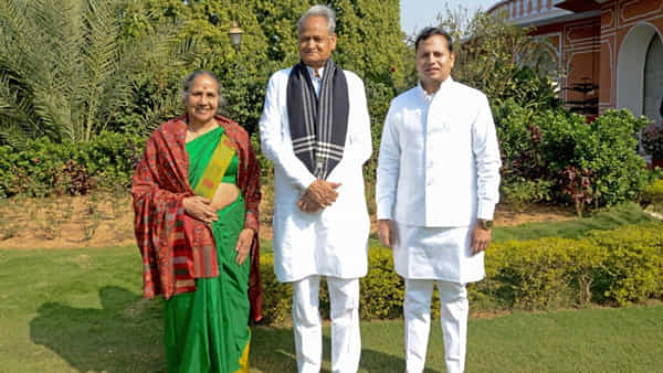 ED Raids: ఎన్నికల వేళ రాజస్థాన్లో ఈడీ దాడులు.. పీసీసీ చీఫ్ గోవింద్సింగ్ నివాసంలో ఈడీ సోదాలు