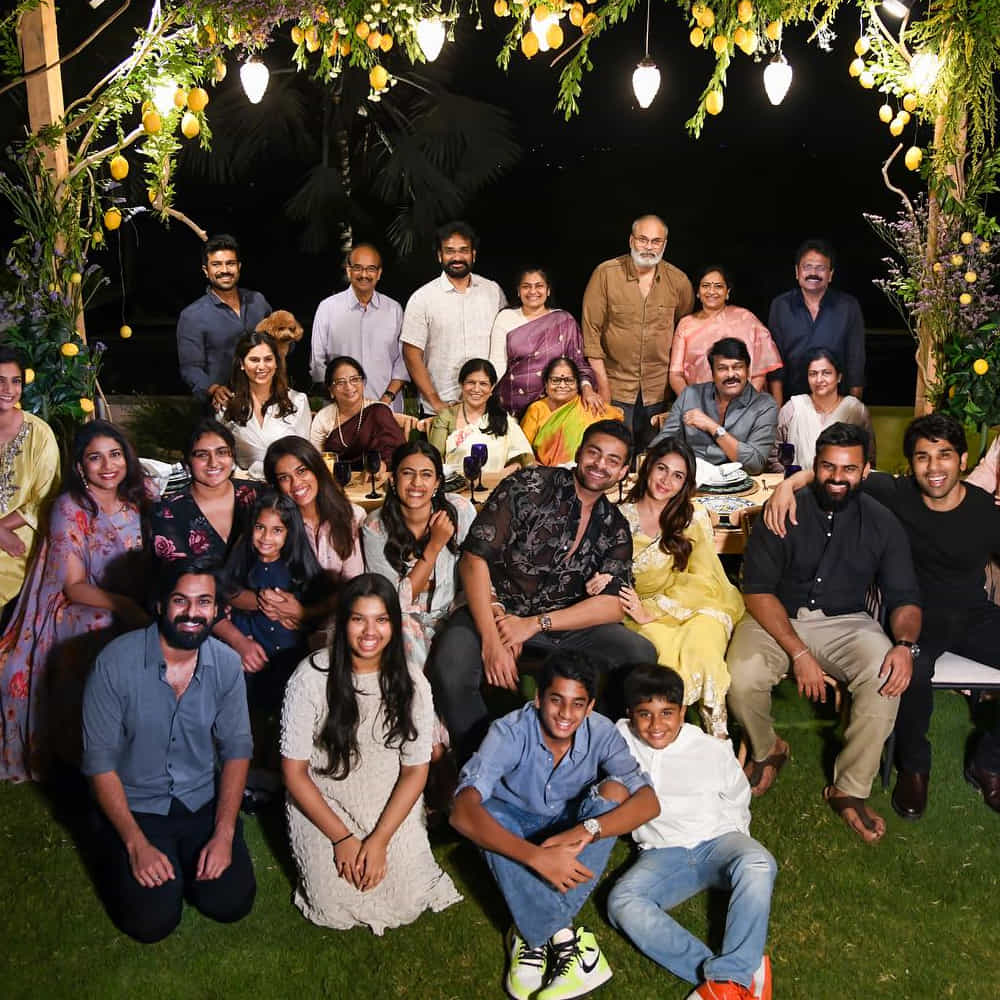 ఉపాసన కజిన్ మ్యారేజ్, వరుణ్ తేజ్ పెళ్లి ఇవన్నీ అయ్యేసరికి 15 రోజులు పడుతుంది. అన్నీ పూర్తయ్యాక.. నవంబర్ ఫస్ట్ వీక్లో హైదరాబాద్ రానున్నారు రామ్ చరణ్. వచ్చిన తర్వాత గేమ్ ఛేంజర్ న్యూ షెడ్యూల్ ప్లాన్ చేయబోతున్నారు శంకర్. ఈ లోపు ఫ్యాన్స్ కోసం దసరాకు ఫస్ట్ సింగిల్ విడుదల చేయనున్నారు దర్శక నిర్మాతలు. డిసెంబర్ నుంచి బుచ్చిబాబు సినిమా కూడా మొదలయ్యే అవకాశం ఉంది.