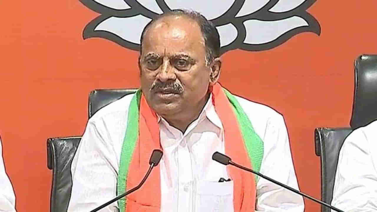 Telangana Elections: ఎన్నికల వేల బిజెపికి షాక్..! కాంగ్రెస్ వైపు చూస్తున్న మరో నేత.. ముహూర్తం ఎప్పుడంటే..