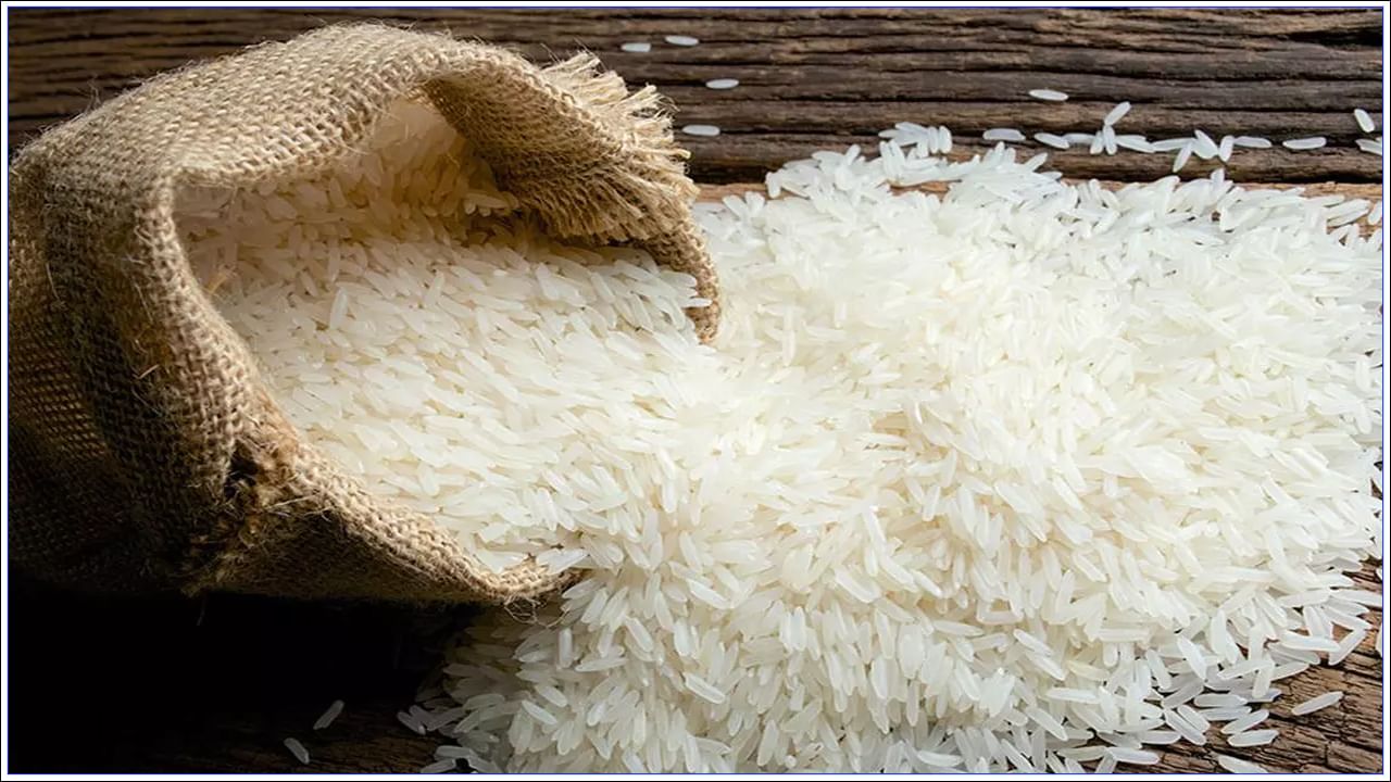 Rice Export: కేంద్రం కీలక నిర్ణయం.. వచ్చే ఏడాది వరకు పొడిగింపు.. దిగి రానున్న బియ్యం ధరలు