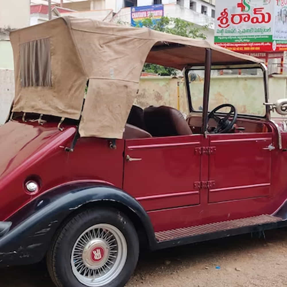 ఇక ఈ కారు ఔటర్ డిజైన్ సింగపూర్ నుంచి తెప్పించాడు. అయితే ఈ కారు కాస్ట్ ఎంత అన్నది మాత్రం చెప్పలేదు అశోక్. ఇప్పుడు ఈ కారు ఒంగోలులో షికారు చేస్తోంది.
