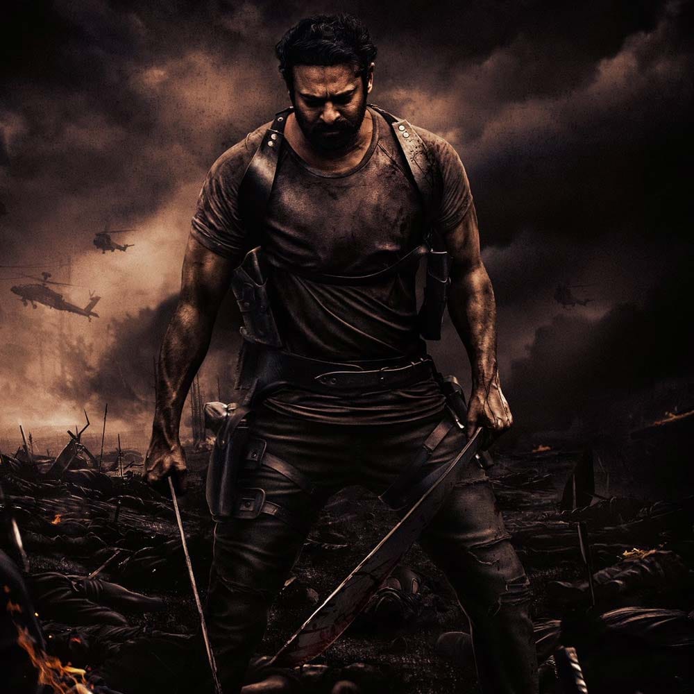 ప్రశాంత్‌ నీల్‌ అనగానే అందరికీ కేజీయఫ్‌ రెండు చాప్టర్లూ గుర్తుకొస్తాయి. కానీ కన్నడిగులు మాత్రం ఉగ్రం సినిమాను అంత తేలిగ్గా మర్చిపోలేరు. ఇంటెన్స్ యాక్షన్‌ స్టోరీగా యూత్‌ని ఆకట్టుకుంది ఉగ్రమ్‌. ఈ సినిమా స్టోరీతోనే సలార్‌ తీస్తున్నారన్నది ఎప్పటి నుంచో వార్తల్లో ఉన్న విషయం. 