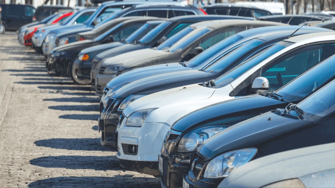 Pre Owned Cars: సెకండ్‌ హ్యాండ్‌ కార్లను కొనుగోలు చేస్తున్నారా? నమ్మలేని లాభాలు మీ సొంతం