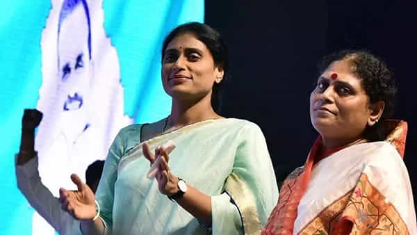Telangana Politics: పోటీలో ఉండాలా.. తప్పుకోవాలా.. అంతర్మథనంలో వైఎస్ఆర్టీపీ అధ్యక్షురాలు వైఎస్ షర్మిల..