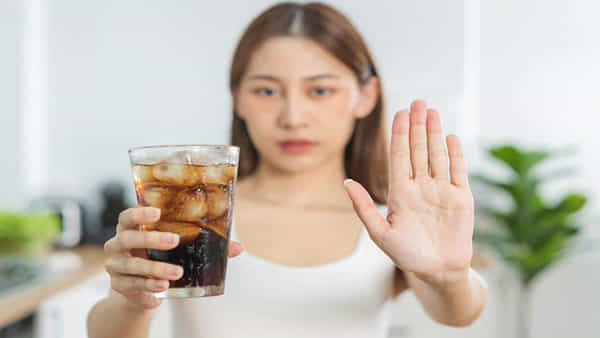 Side Effects Of Soda: సోడా ఎక్కువగా తాగుతున్నారా.. అయితే ప్రమాదంలో పడినట్లే..! ఇది తెలుసుకోండి..