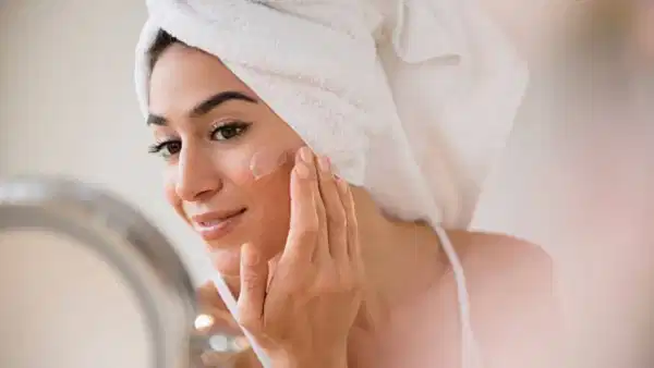 Winter Skin Care: పాలను, టమాటాను రాత్రి ఇలా రాస్తే.. గ్లోయింగ్ స్కిన్ మీ సొంతం!