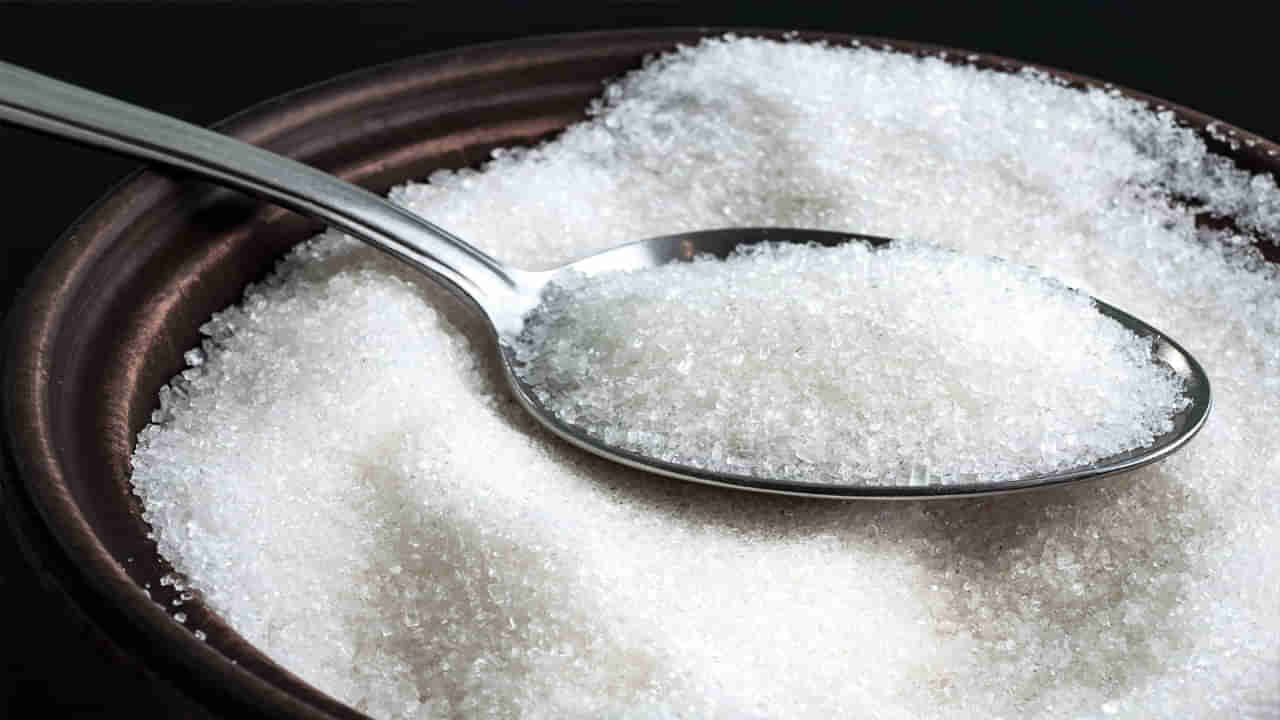 Sugar Exports: చక్కెర ఎగుమతిపై పరిమితి విధానం పొడిగింపు.. నోటిఫికేషన్‌ జారీ చేసిన డీజీఎఫ్‌టీ