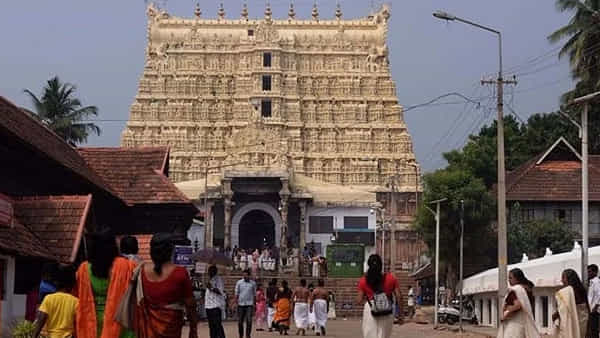 12 ఏళ్లుగా ఆలయ సేవకుడిగా సేవలు.. అదును చూసి స్వామివారి నగలు, కలశం చోరీ! ఆ తర్వాత ఏం జరిగిందంటే..