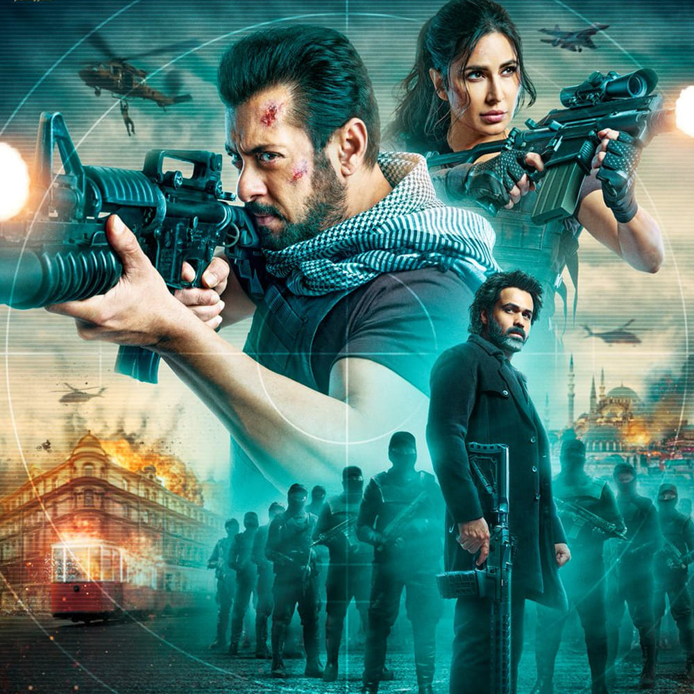 బాలీవుడ్ సినిమాలకు హిందీలోనే కాదు తెలుగులోనూ టైమ్ నడుస్తుందిప్పుడు. షారుక్ పుణ్యమా అని పఠాన్, జవాన్ కుమ్మేసాయి.. ఈ రెండు సినిమాలు తెలుగులోనూ 50 కోట్ల గ్రాస్ అందుకున్నాయి. అలాగే అంచనాల్లేకుండా వచ్చిన గదర్ 2 హిందీ వర్షన్ కూడా తెలుగు రాష్ట్రాల్లో మంచి వసూళ్లు సాధించింది. ఇప్పుడిక సల్మాన్ ఖాన్ వంతు. ఈయన టైగర్ 3తో దివాళికి నవంబర్ 12న వచ్చేస్తున్నారు. 