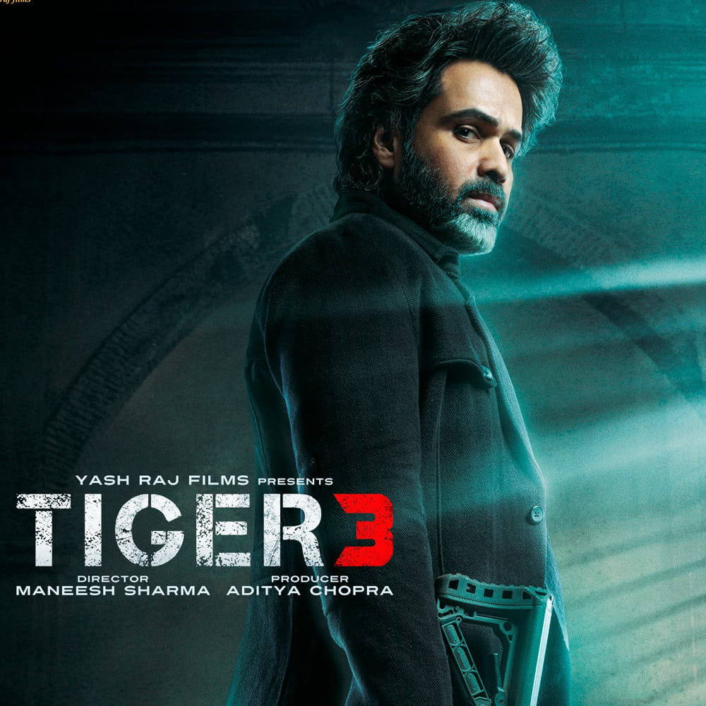 సల్మాన్ ఖాన్‌కు సరైన హిట్ లేక నాలుగేళ్లైంది. మొన్న సమ్మర్‌లో వచ్చిన కిసీ కా భాయ్ కిసీ కా జాన్ డిజాస్టర్ అయింది. అందుకే తాజాగా బ్లాక్‌బస్టర్ స్పై యూనివర్స్‌తో రంగంలోకి దిగుతున్నారు సల్మాన్. అదే టైగర్ 3.. యష్ రాజ్ ఫిలింస్ నిర్మిస్తున్న ఈ చిత్రాన్ని మనీష్ శర్మ తెరకెక్కిస్తున్నారు. పఠాన్, వార్, టైగర్ జిందా హై యూనివర్స్‌లోనే టైగర్ 3 వస్తుంది.