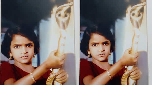 Actress: పాముతో పోజులిస్తోన్న ఈ అమ్మాయిని గుర్తుపట్టారా? ఇప్పుడు మల్టీ ట్యాలెంటెడ్ నటిగా బాగా ఫేమస్