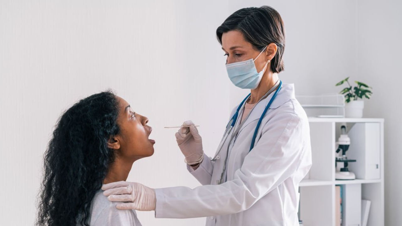 Health: డాక్టర్లు రోగి నాలుకను ఎందుకు పరీక్షిస్తారు.? దీంతో ఏం తెలుసుకుంటారు.?