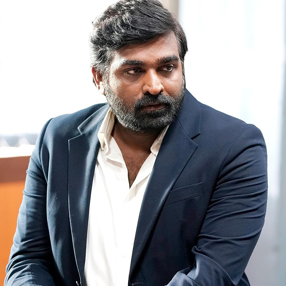 ఇక ఇప్పుడు మరోసారి తమిళ్ లో సినిమా చేయనుందని తెలుస్తోంది. మక్కల్ సెల్వన్ విజయ్ సేతుపతి సినిమాలో కనగానా రనౌత్ నటిస్తుందని కోలీవుడ్ లో టాక్ వినిపిస్తోంది. త్వరలోనే దీని పై క్లారిటీ రానుంది. 