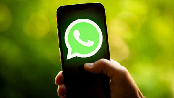 Whatsapp: మరో కొత్త ఫీచర్ తీసుకొచ్చిన వాట్సాప్.. ఇకపై వాయిస్ మెసేజ్లు కూడా..