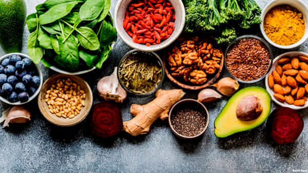 Boosting Immunity in Winter: చలి కాలంలో రోగాల బారిన పడకుండా ఉండాలంటే వీటిని తినండి!