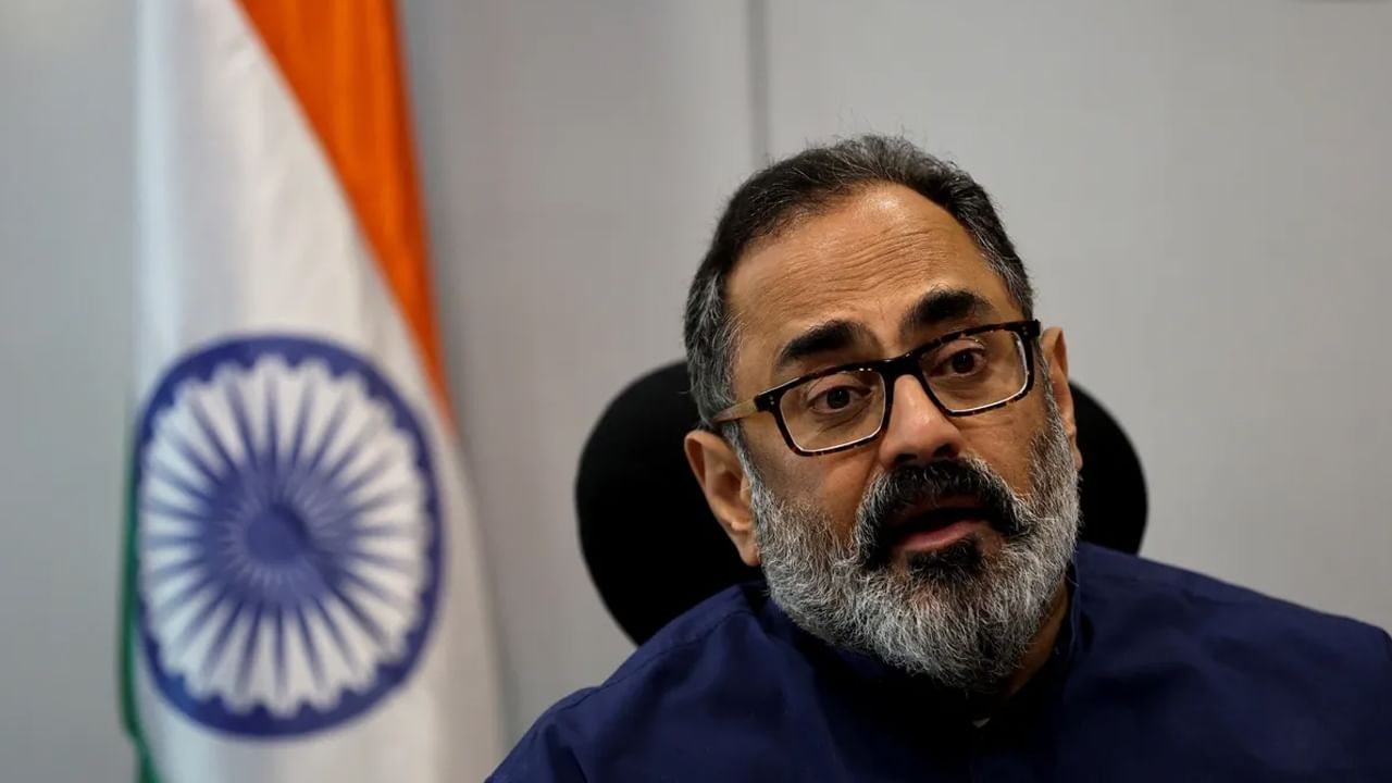 Rajeev Chandrasekhar: కేంద్రమంత్రి రాజీవ్ చంద్రశేఖర్‌పై కేసు నమోదు.. మతవిద్వేషాలు రెచ్చగొట్టే వ్యాఖ్యలు చేశారని..