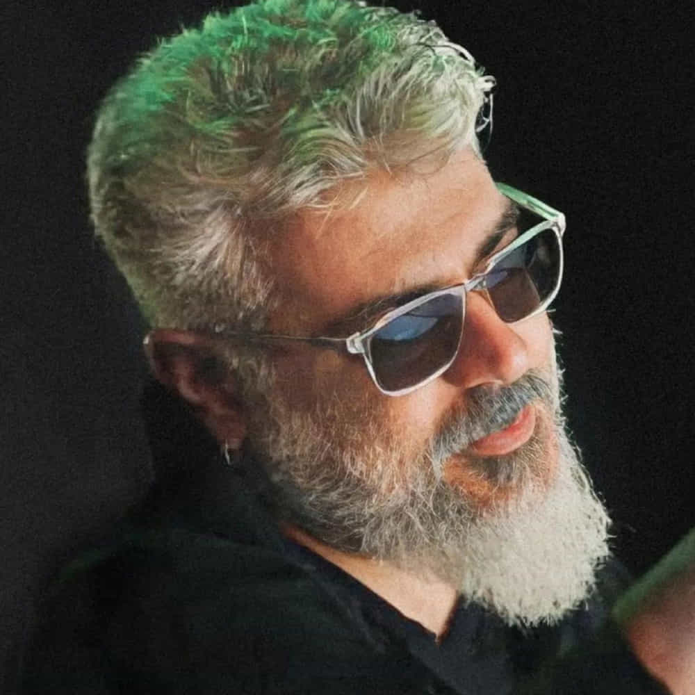 Ajith: సైలెంట్‌గా షూటింగ్ ఫినిష్ చేసేస్తున్నారు కోలీవుడ్ స్టార్ హీరో అజిత్‌. తునివు రిలీజ్‌ తరువాత లాంగ్ బ్రేక్ తీసుకున్న తల, రీసెంట్‌గా విడాముయర్చి సినిమాను స్టార్ట్ చేశారు. తాజాగా అజర్‌బైజాన్ షెడ్యూల్ పూర్తి చేసుకొని చెన్నైకి తిరిగి వచ్చింది ఈ చిత్రయూనిట్‌. ఈ షెడ్యూల్‌లో కొంత టాకీతో పాటు యాక్షన్ సీన్స్‌ను చిత్రీకరించారు. 