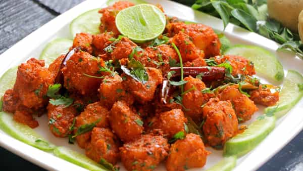 Restaurant Style Aloo 65: రెస్టారెంట్ స్టైల్ ఆలూ 65ని ఇలా చేయండి.. సూపర్ టేస్టీగా ఉంటాయి!