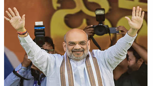 BJP Manifesto: మేనిఫెస్టోకు బీజేపీ ఫినిషింగ్ టచెస్.. నాలుగు తాయిలాలతో గిఫ్ట్ బాక్స్ రెడీ!