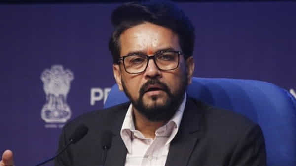 Anurag Thakur: భారత్ స్థాయి మరింత పెరిగింది.. నావికాదళ అధికారుల విడుదలపై కేంద్ర మంత్రి అనురాగ్ ఠాకూర్..