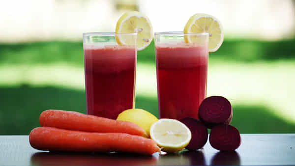 Carrots and Beetroot: అధిక రక్తపోటున్న వారు ఈ జ్యూస్ తప్పక తాగాలి.. ఎందుకంటే?