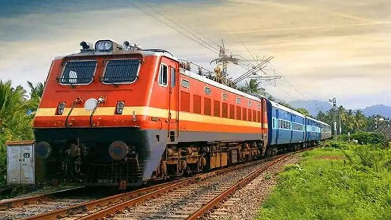 Cancelled Train List: రైల్వే ప్రయాణికులకు గమనిక.. వారం రోజులపాటు సింహాద్రి ఎక్స్‌ప్రెస్‌ రైలు రద్దు.. కారణం ఇదే