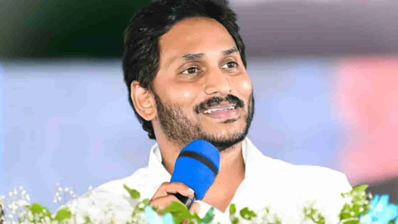 CM Jagan: విద్యార్థులకు ఉచితంగా ట్యాబుల పంపిణీ చేసిన సీఎం జగన్.. అందులో ఏలాంటి కంటెంట్ ఉంటుందో తెలుసా..