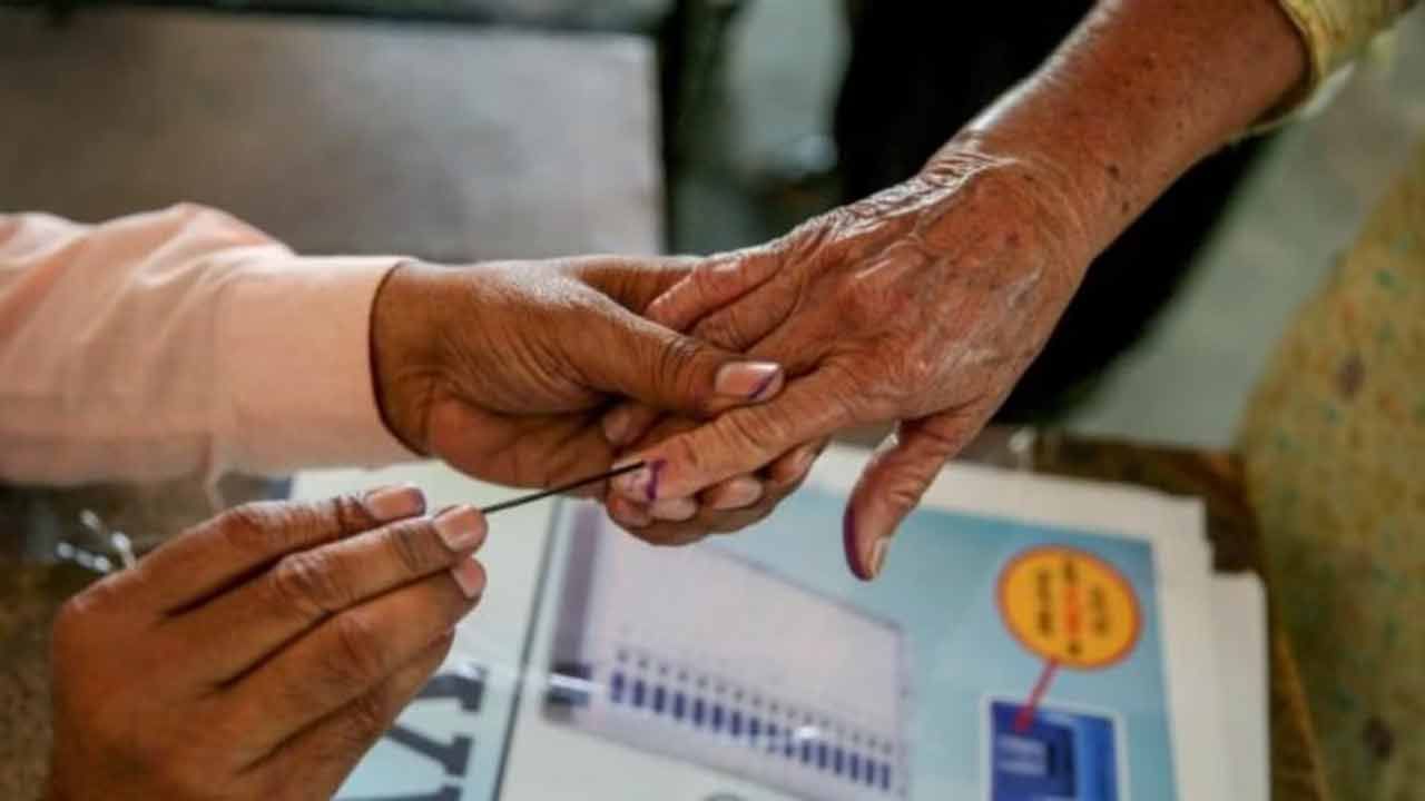 Compulsory Voting Countries: ఓటు హక్కు వినియోగించుకోకుంటే కఠిన శిక్షలు..  ఉద్యోగాలు, ప్రభుత్వ పథకాలకు అనర్హులు