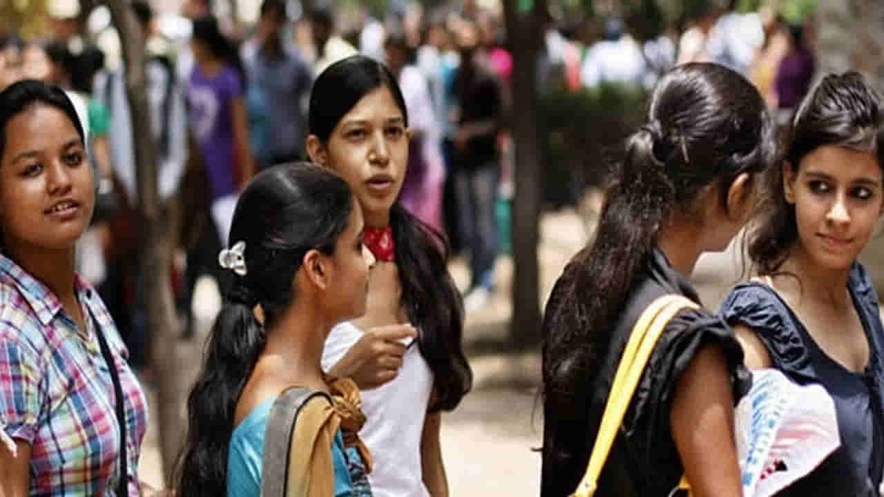 Telangana: నిరుద్యోగ యువతకు ఆశల వల వేస్తోన్న కాంగ్రెస్ మేనిఫెస్టో.. గ్రూప్ 1,2,3,4 పరీక్ష తేదీలు ఖరారు..!