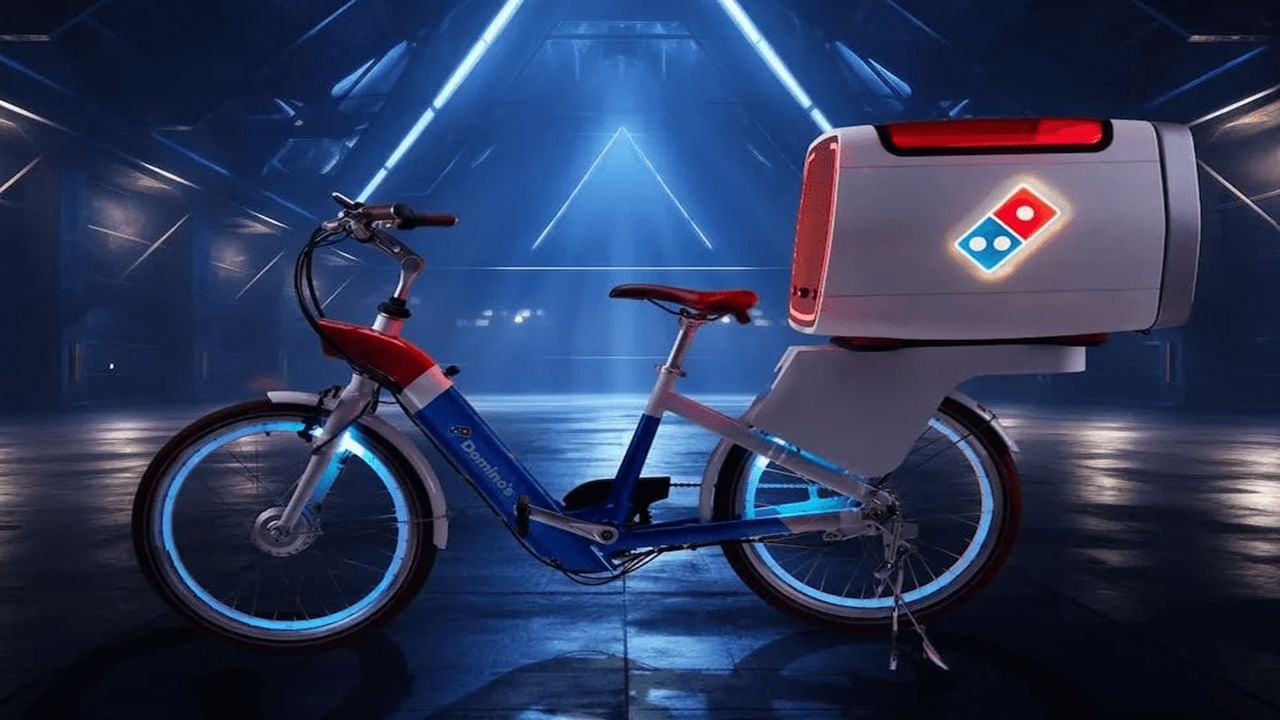 Pizza Delivery: డెలివరీ బైక్లోనే మైక్రోవేవ్ ఓవెన్.. డోమినోస్ సంచలన ఆవిష్కరణ..