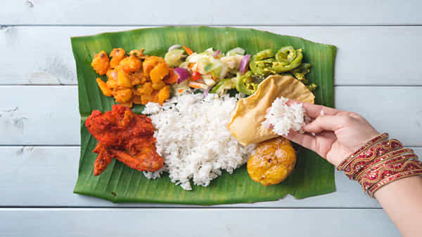 Food in Banana Leaf: అరటి ఆకులో భోజనం చేస్తే ఎన్ని ప్రయోజనాలో తెలుసా..? ముఖ్యంగా..