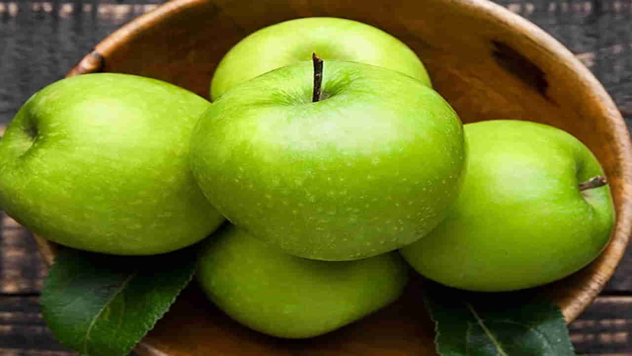 Green Apple Benefits: రోజుకో గ్రీన్ ఆపిల్ తింటే కలిగే ప్రయోజనాలు తెలిస్తే షాక్ అవుతారు
