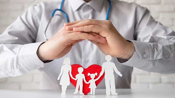 Health Insurance: బెస్ట్ హెల్త్ ఇన్సురెన్స్ ఏది? ఇలా ఎంపిక చేసుకోండి..