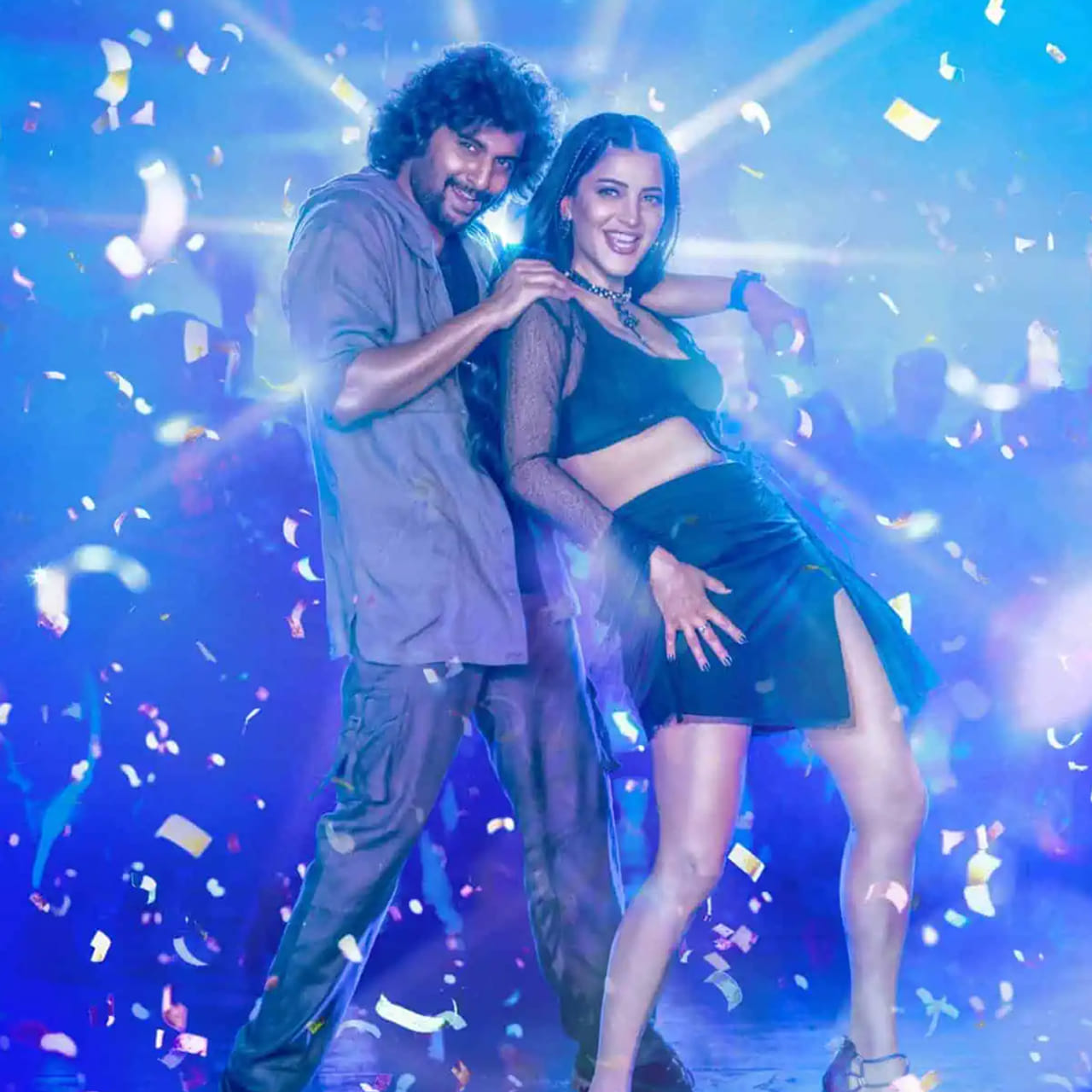 హాయ్ నాన్న ఓడియమ్మా.. : నాని హీరోగా శౌర్యు తెరకెక్కిస్తున్న సినిమా హాయ్ నాన్న. డిసెంబర్ 7న విడుదల కానుంది ఈ చిత్రం. తాజాగా ఈ సినిమా నుంచి ఓడియమ్మా అంటూ సాగే లిరికల్ సాంగ్ విడుదలైంది. మేకింగ్ వీడియో రిలీజ్ చేసిన ఒక్క రోజులోనే పాట కూడా విడుదల చేసారు దర్శక నిర్మాతలు. శృతి హాసన్ ఈ సినిమాలో మరో హీరోయిన్గా నటిస్తున్నారు. గోవాలో ఈ పాటను చిత్రీకరించారు.