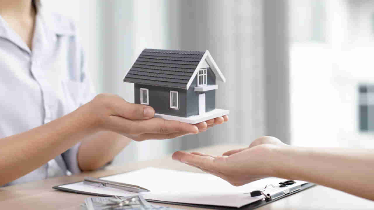 Home Loan: తక్కువ వడ్డీకి హోమ్ లోన్ కావాలా? ఈ టిప్స్ ఫాలో అవ్వండి చాలు..