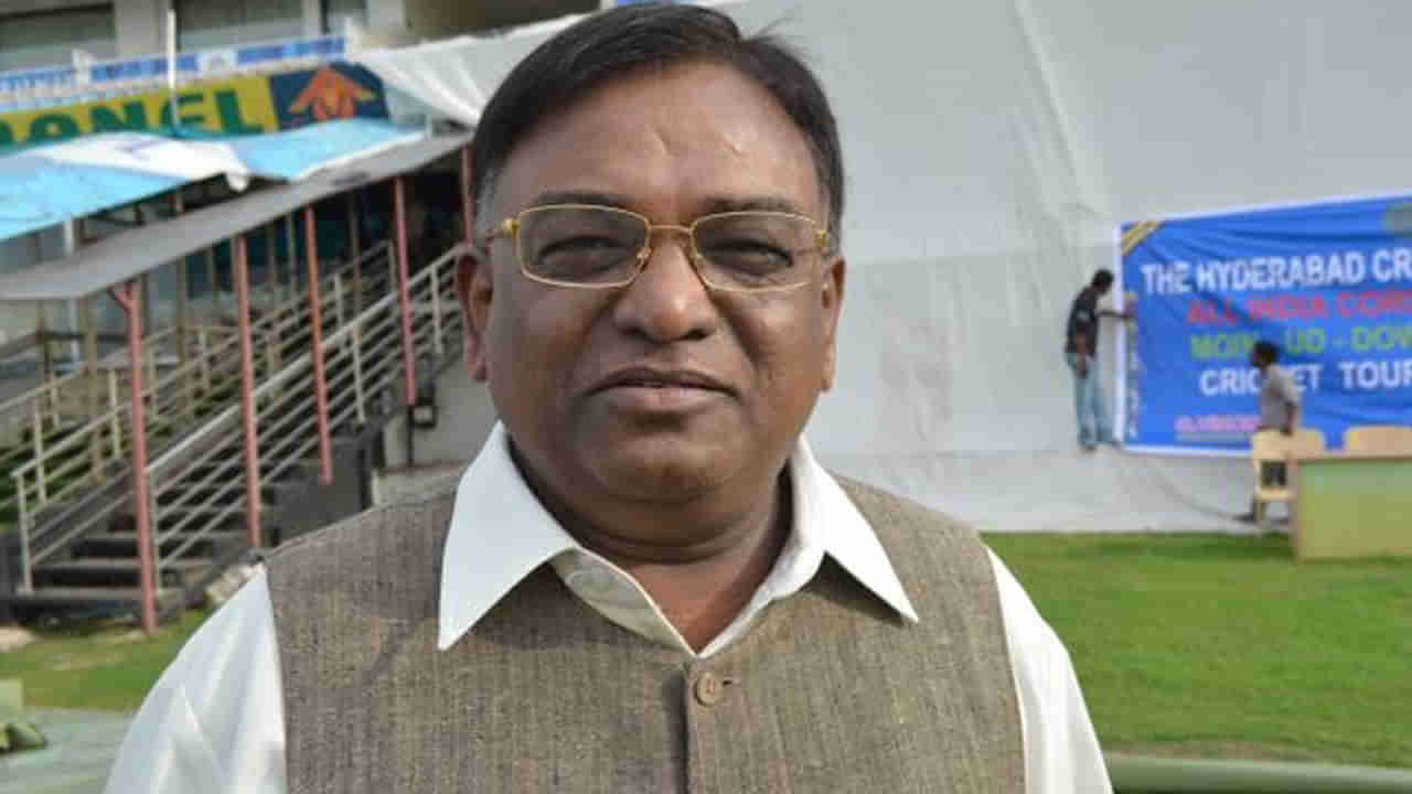 Telangana: ఎన్నికల వేళ మరో ట్విస్ట్.. మాజీ క్రికెటర్ల ఇళ్లపై ఐటీ సోదాలు.. పూర్తి వివరాలు..