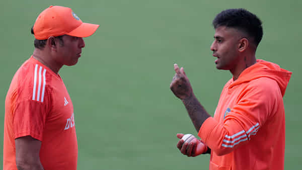 IND vs AUS 2nd T20I: టాస్ గెలిచిన ఆస్ట్రేలియా.. ప్లేయింగ్ 11లో కీలక మార్పులు..