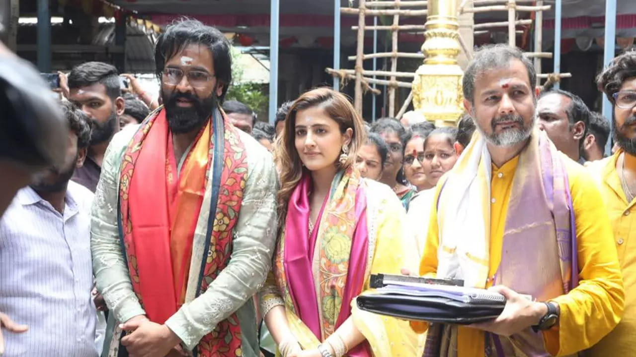 మంచు విష్ఱు లీడ్ రోల్‌లో ముఖేష్‌ కుమార్ సింగ్ దర్శకత్వంలో తెరకెక్కుతున్న హిస్టారికల్ మూవీ కన్నప్ప. భారీ బడ్జెట్‌తో రూపొందుతున్న ఈ సినిమాను న్యూజిలాండ్‌లో చిత్రీకరిస్తున్నారు. మేజర్ పార్ట్ అక్కడే షూట్‌ చేసేలా ప్లాన్ చేశారు. ఇలాంటి సినిమాకు న్యూజిలాండ్ వాతావరణమే సరైంది అన్నారు విష్ణు.