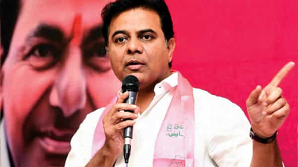 KTR : విరాట్ కోహ్లి కొట్టినట్టు.. తెలంగాణలో బీఆర్ఎస్ కూడా సెంచరీ కొడుతుంది
