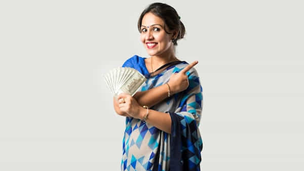LIC Scheme: రోజుకు రూ. 60 పొదుపు చేస్తే రూ. 8 లక్షలు పొందొచ్చు.. ఈ స్కీమ్ మహిళల కోసమే