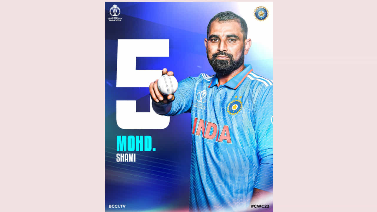 నవంబర్ 2న ముంబైలోని వాంఖడే స్టేడియంలో శ్రీలంకతో జరిగిన ప్రపంచకప్లో షమీ తన మూడవ ప్రపంచకప్ ఐదు వికెట్లు సాధించాడు.