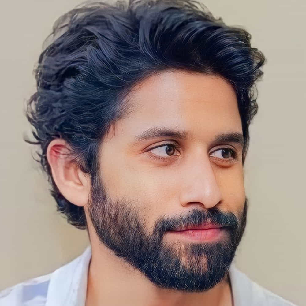 ఇక చందూ మొండేటితో ఓ సర్వైవల్ థ్రిల్లర్ చేస్తున్నారు. ఇందులోనూ ఎమోషన్స్ బలంగా ఉండబోతున్నాయి. సామజవరగమనా ఫేమ్ రామ్ అబ్బరాజుతో చైతూ ఓ సినిమా చేయబోతున్నట్లు తెలుస్తుంది. శర్వానంద్, చైతూ మధ్య ఈ కథ ఊగిసలాడుతుంది. విడాకుల నేపథ్యంలో ఈ కథ సాగుతుందని తెలుస్తుంది. మొత్తానికి మళ్లీ ఫ్యామిలీ కథల వైపు వచ్చేస్తున్నారు అక్కినేని వారసుడు.