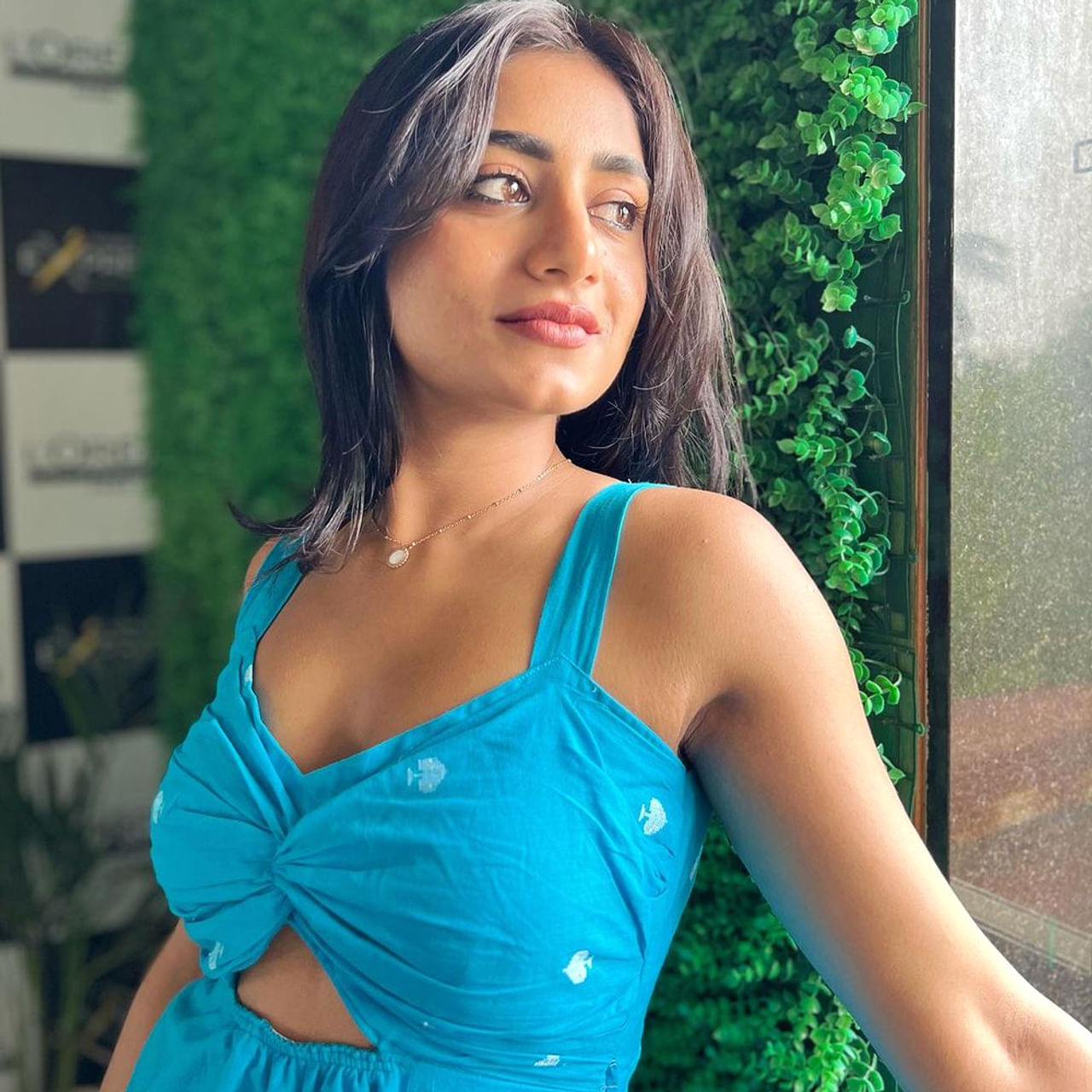 సోషల్ మీడియాలో మంచి క్రేజ్ తెచ్చుకున్న భామల్లో నయని పావని ఒకరు. ఈ అమ్మడికి సోషల్ మీడియాలో మంచి ఫాలోయింగ్ ఉంది.