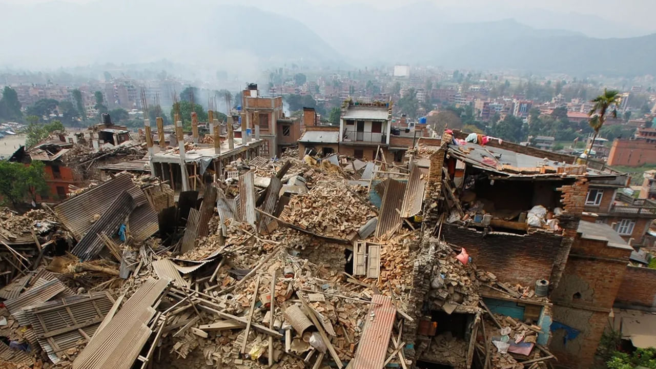 Nepal Earthquake: నేపాల్‌లో భూకంపం విధ్వంసం.. 69 మంది మృతి.. వందల మందికి  గాయాలు..అనేక ఇళ్లు నేలమట్టం.. - Telugu News | Earthquake hits nepal so many  killed and injured after 6.4 magnitude ...