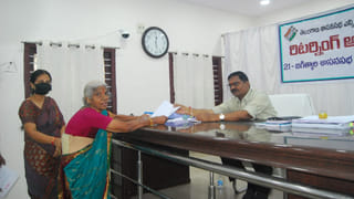 Telangana Election: తెలంగాణ ఎన్నికల్లో ఈసీ కీలక నిర్ణయం.. సహాయకుడిగా వచ్చే వారికి ఇంక్ తప్పనిసరి..!